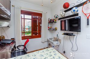 Image 9 - 249723