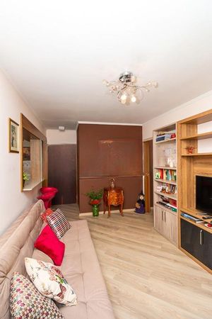 Image 3 - 249750