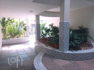 Image 7 - 249822
