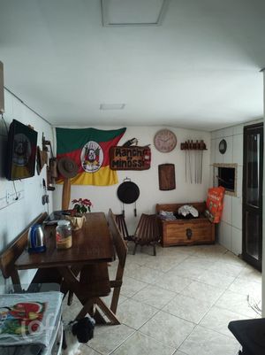 Image 6 - 249831