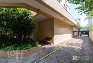 Image 16 - 249837