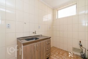 Image 1 - 249837
