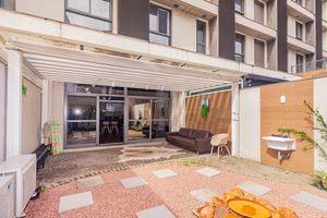 Image 8 - 249856
