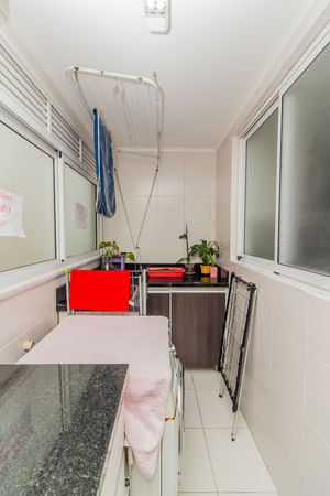 Image 30 - 249880