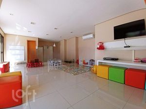 Image 18 - 249988