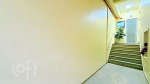 Image 2 - 250001