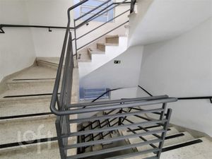 Image 27 - 250010