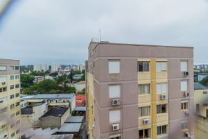 Image 10 - 250057