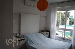 Image 3 - 250121