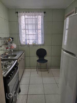 Image 1 - 250162