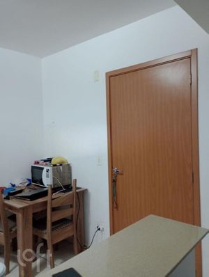 Image 21 - 250174