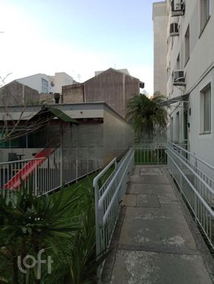 Image 29 - 250174