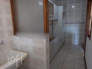 Image 3 - 250190