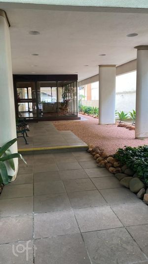 Image 6 - 250193