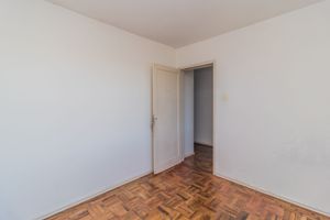 Image 17 - 250296