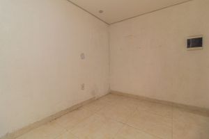 Image 8 - 250311
