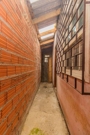 Image 18 - 250311