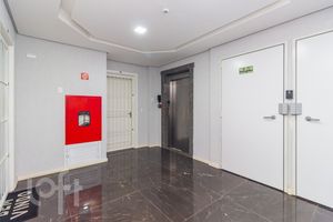 Image 24 - 250330