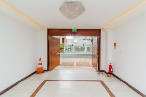 Image 11 - 250373