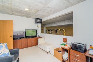 Image 27 - 250373