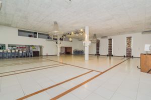 Image 30 - 250373