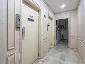 Image 27 - 250393