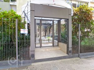 Image 32 - 250393
