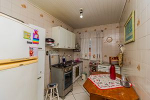 Image 38 - 250539