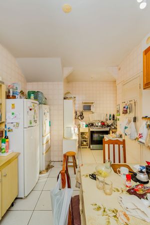 Image 42 - 250540