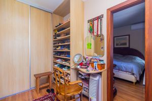 Image 34 - 250548