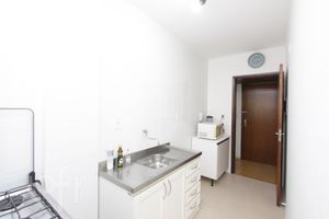 Image 3 - 250565