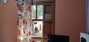 Image 5 - 250596