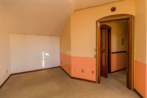 Image 21 - 250606