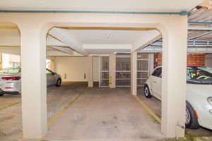 Image 32 - 250641