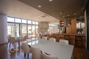 Image 23 - 250743