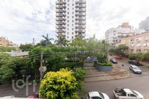 Image 11 - 250743