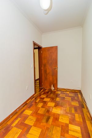 Image 14 - 250832