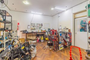 Image 3 - 250872