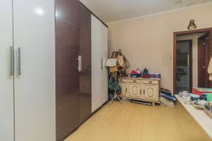 Image 16 - 250884