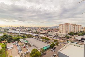 Image 6 - 250888