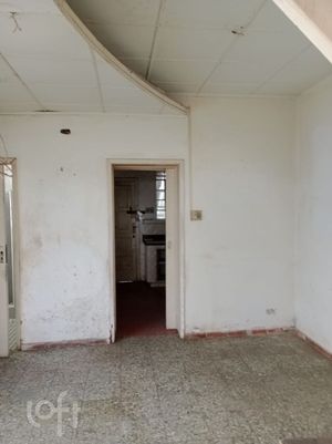 Image 3 - 250982