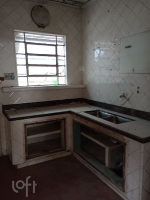 Image 11 - 250982