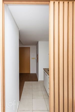 Image 13 - 251001