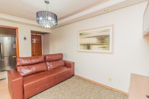 Image 3 - 251088