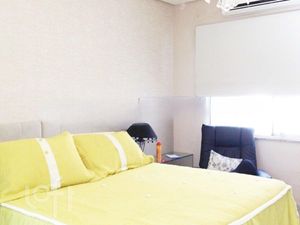 Image 19 - 251387