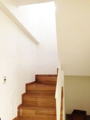Image 29 - 251387