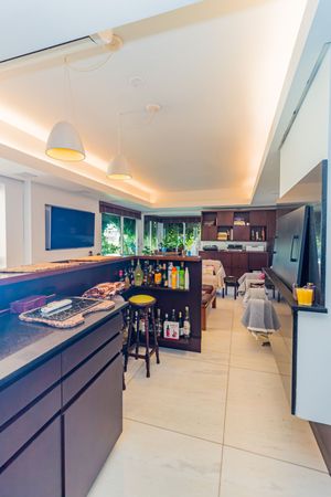Image 31 - 251430