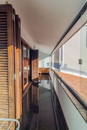 Image 66 - 251430