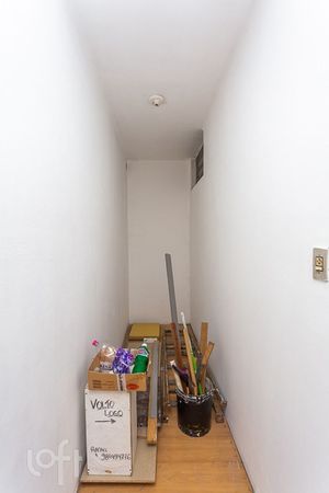 Image 25 - 251453