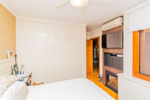 Image 18 - 251492